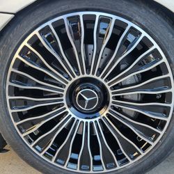 22" New Staggerd MERCEDES BENZ S550 Wheels & New Tires