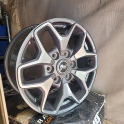 Complete Oem Bronco RIms