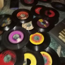 140 Old Records 45s