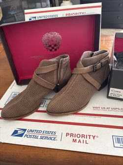 VINCE CAMUTO BOOTIES 8M - CASHA - SMOKE TAUPE OIL NUBUCK - (contact info removed)16