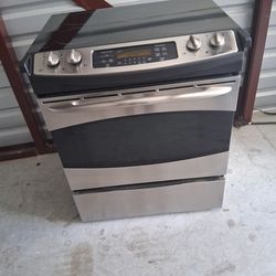 GE stove