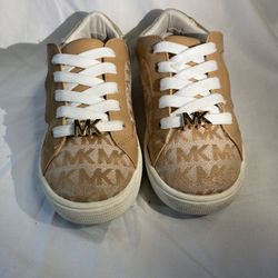 Michael Kors Shoes Size 1