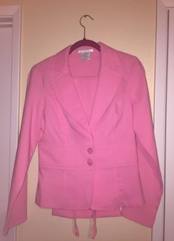 Un Traje de Mujer