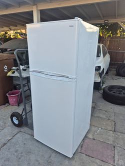 24" Fridge Like New Condition $220