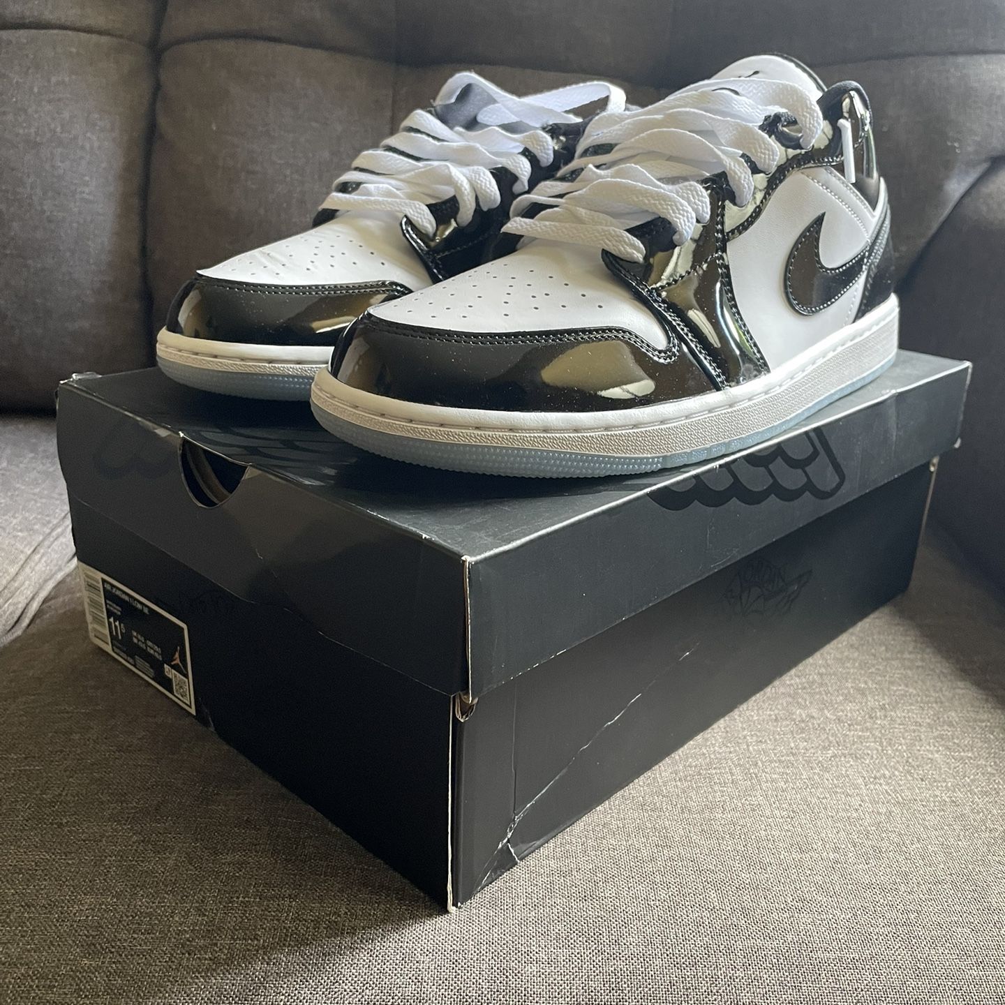 Jordan 1 Low SE Concord