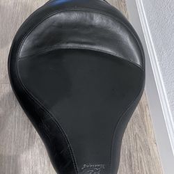 Mustang Motorcycle Seats 76148 Wide Touring Solo Seat for Harley-Davidson Sportster 2004-'21, Original, Black