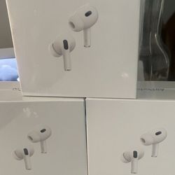 Airpods Gen 2 (SHIPPING ONLY!!)