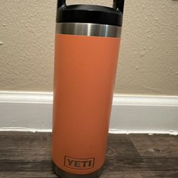 Yeti Rambler 46 oz. With Chug Cap for Sale in Charlotte, NC - OfferUp