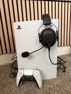 PS5 w/ controller and RAZER headset