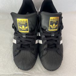 MENS 8.5 ADIDAS SUPERSTAR 