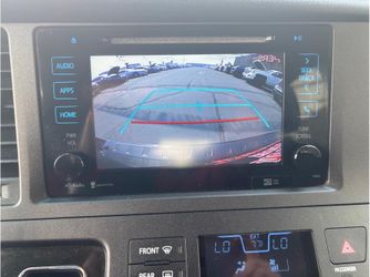 2015 Toyota Sienna Thumbnail