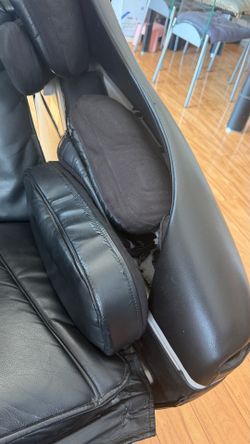 Inada Sogno DreamWave Massage Chair HCP-10001A – Works Great  (AS-IS)