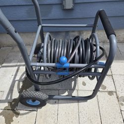 Hose Reel With 200ft Of Hose