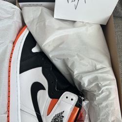 Jordan 1 High OG Electro Orange Size 10.5 DS Brand new