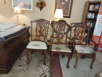 6 Dining Room Chairs