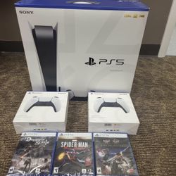 Brand New Console Disc Version 3 Games + 2 Controller Bundle