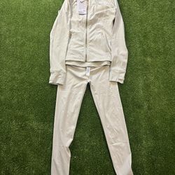 Cream And Gold Lulu Lemon Set Size 6