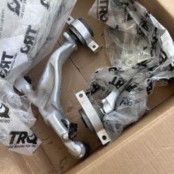 Front Lower Suspension Control Arm Kit for Infiniti M35, M45 2006-2010