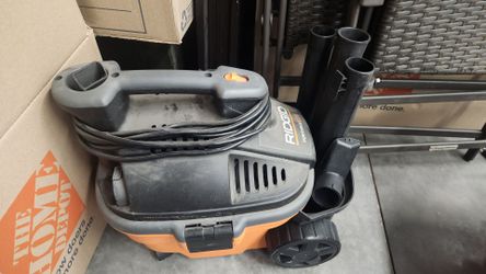 RIDGID Dry Wet Vacuum
