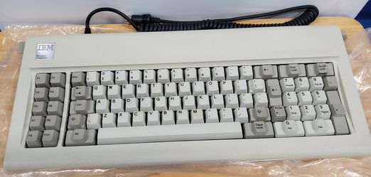 Brand New Mint Condition! Vintage IBM Model F 'XT' Mechanical Keyboard EC192