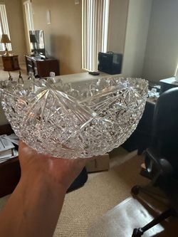 Crystal glass bowl