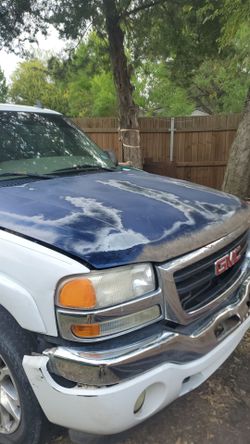 2004 GMC Sierra