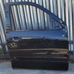 2014 2015 2016 2017 2018 CHEVY SILVERADO 1500 RIGHT FRONT PASSENGER DOOR