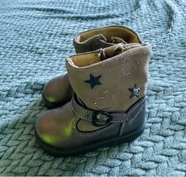 Baby boots