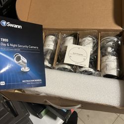 Swann T855 Day & Night Security Camera