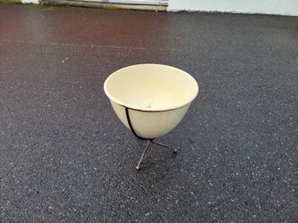 Mid Century Modern Bullet Planter 