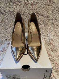 Aldo Stessy (Gold) High Heels Size 6