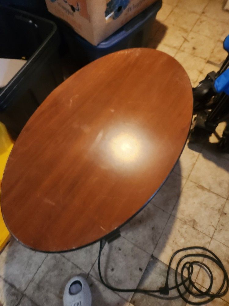 Beautiful Red Oak Table