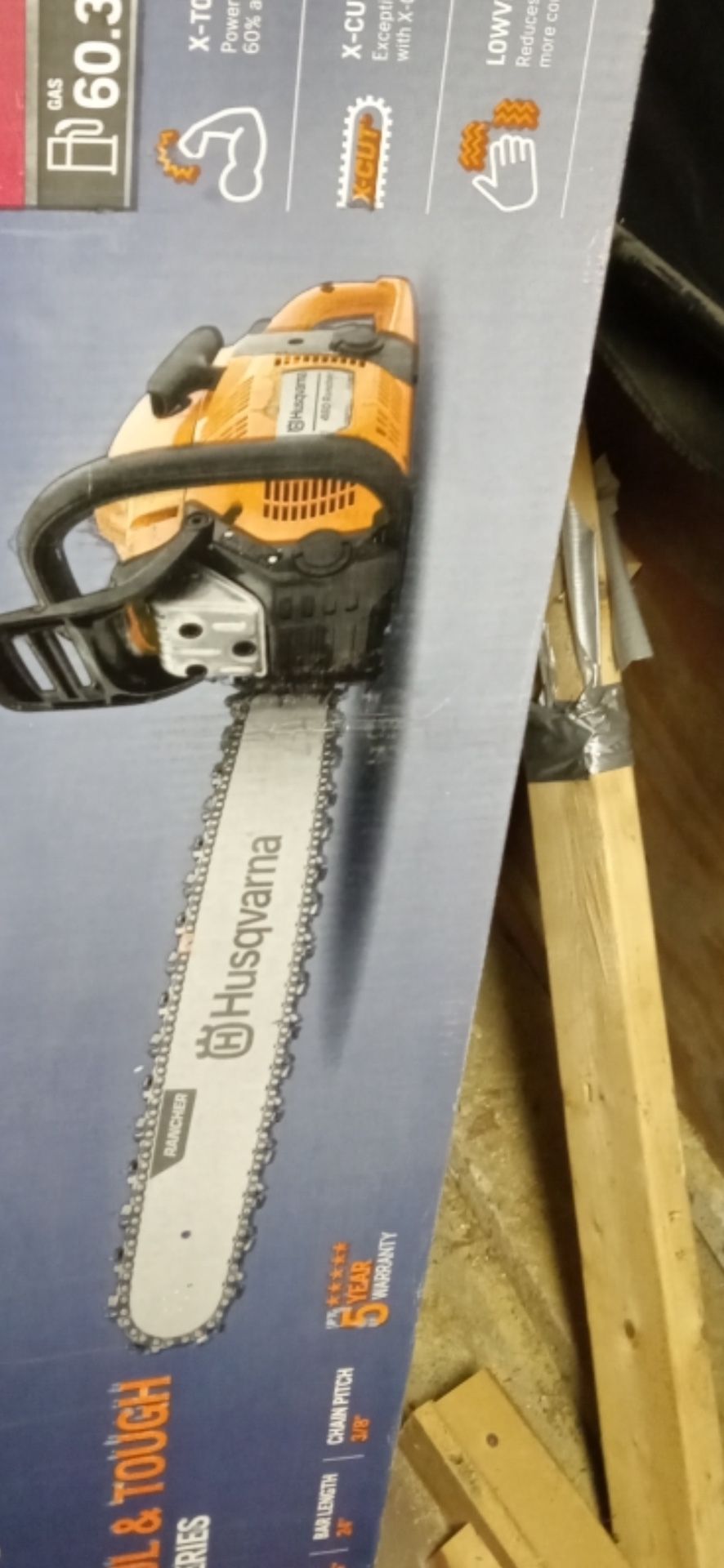 HUSQVRARNA 24 INCH CHAIN SAW