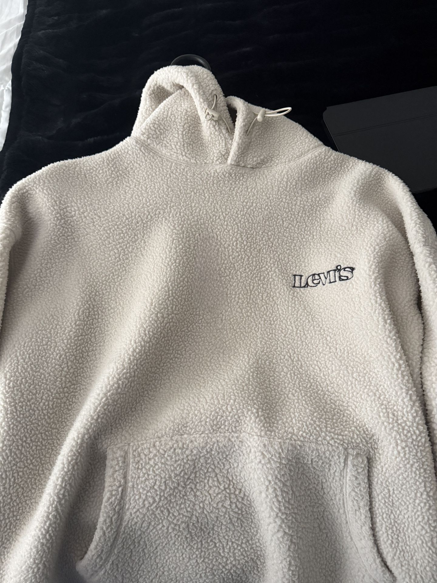 Levis Men’s Sweater M