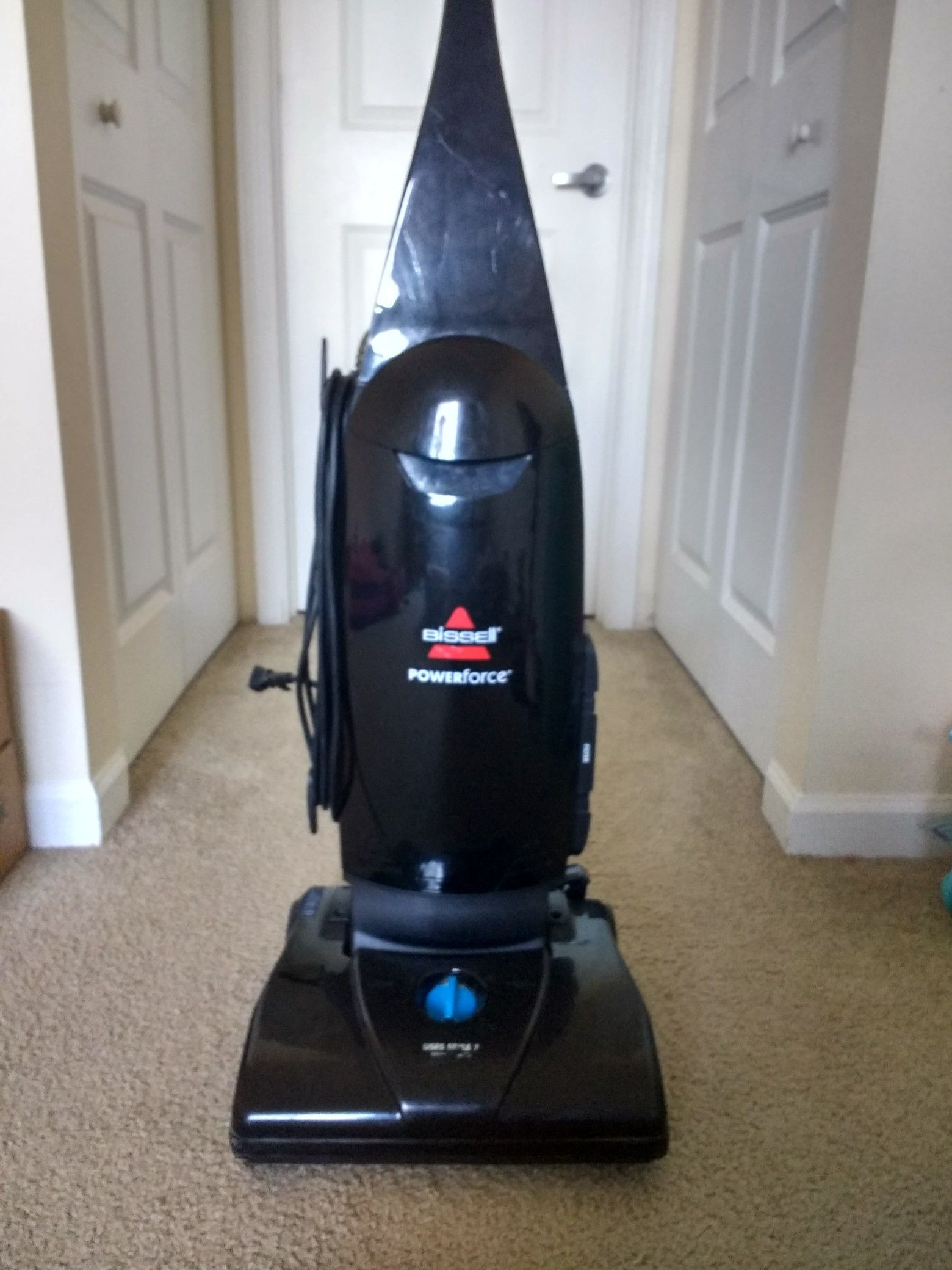 Bissell powerforce vacuum cleaner