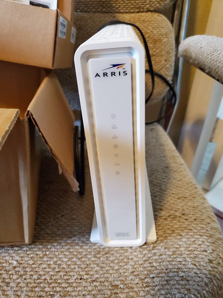 Cable Modem Arris SBG6782ACH and Actiontec ECB2500C for Sale in Miami