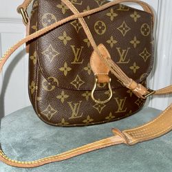 Handbag Louis Vuitton  
