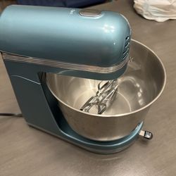 Stand mixer