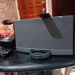 BOSE. SOUND DOCK. DIGITAL MUSIC SYSTEM
