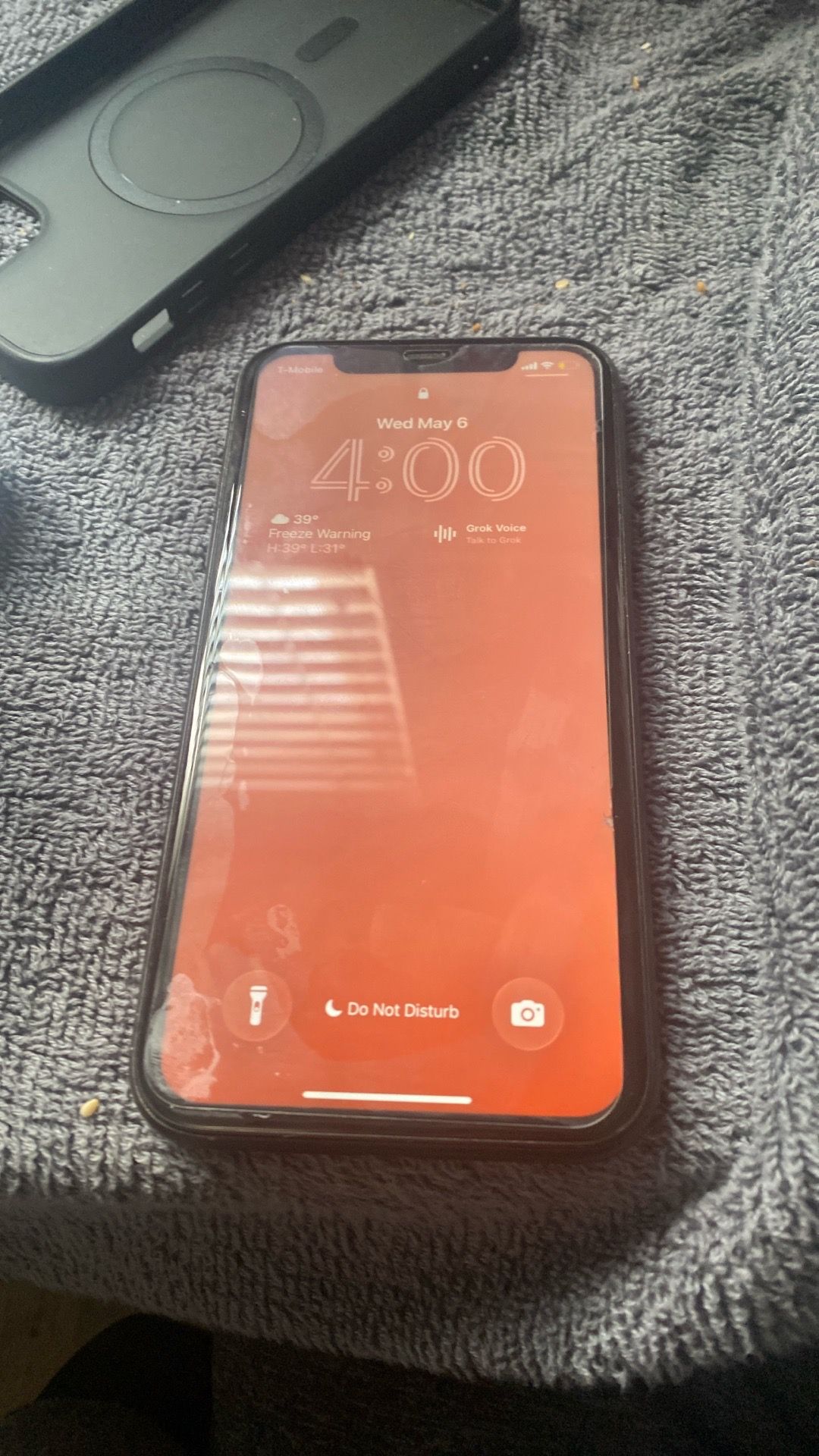 iPhone 11 64GB Black โ Great Condition, 88% Battery, No Cracks + Case