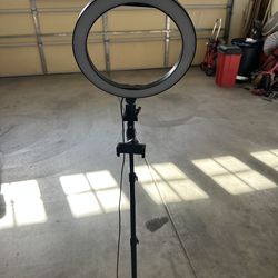 Ring light