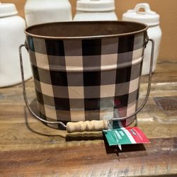 Metal Black And White Buffalo Check Basket