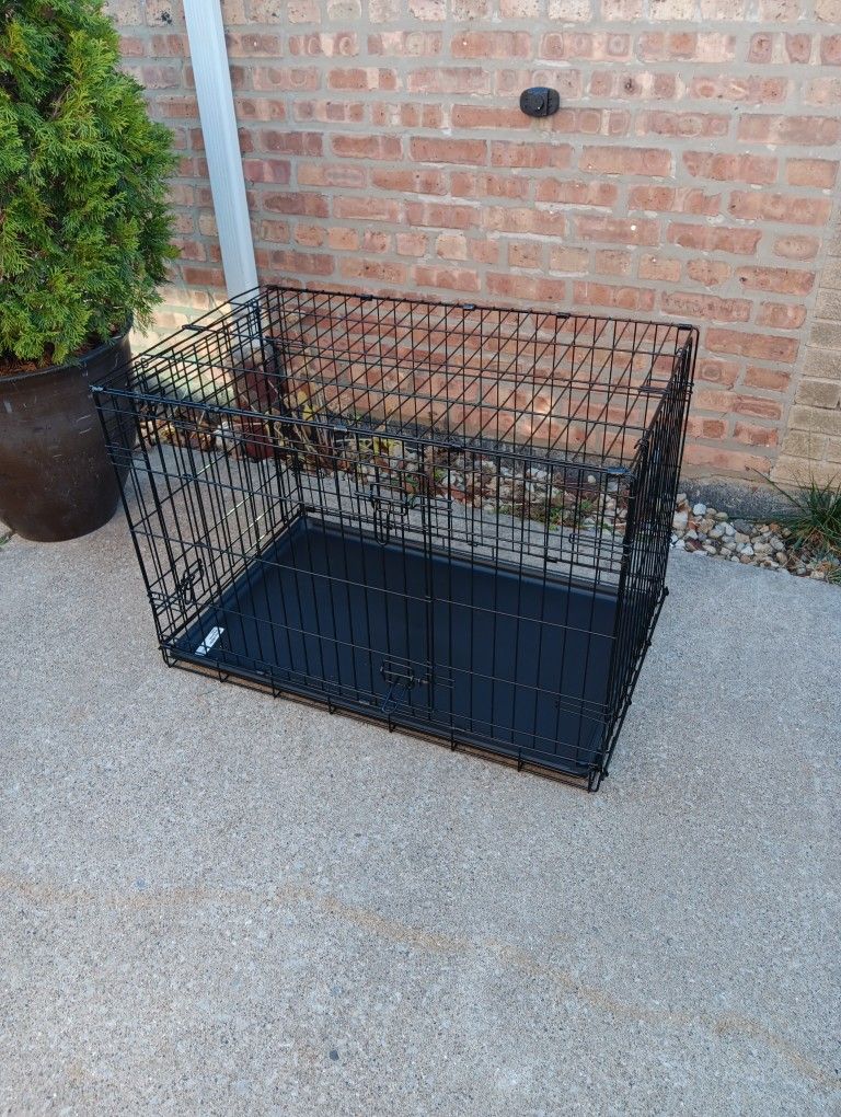 Brand New Folding 2 Door Dog Crate π