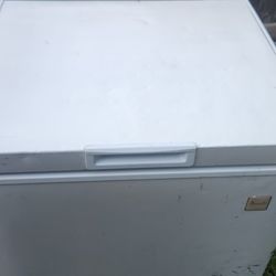 Chest Freezer 