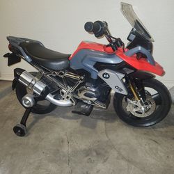 Kids 6V ride on BMW motorcycle