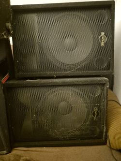 Phonic S710 Speakers