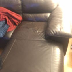 Great Condition Sofa And Chase Sectional 
