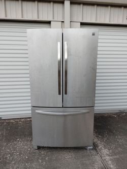 Refrigerator in great condition