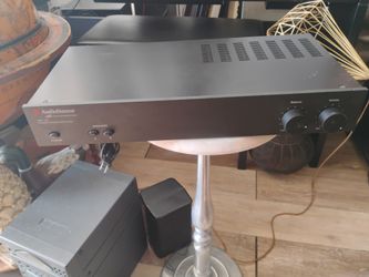 Audio source Amp 100 stereo power amplifier