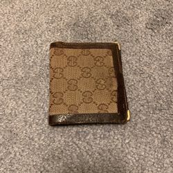 Vintage Gucci Wallet for Sale in Locust Valley, NY - OfferUp